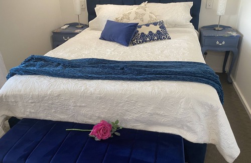 Kuitpo Cottage | Beautiful cottage with stunning views. Just minutes from Meadows!