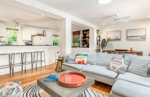 Sanctuary Cottage | Beautiful Cottage Canal Front&Boat Dock