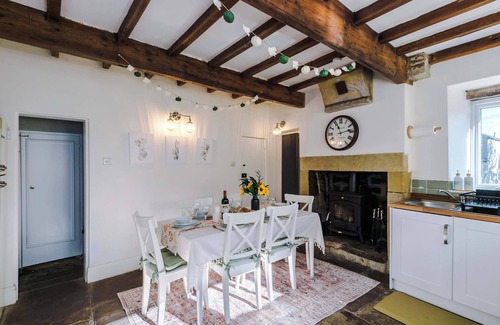 Haworth House | Beautiful Cottage in Haworth, The Perfect Retreat!