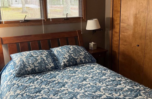 Interlochen Cottage | Beautiful Cottage on Green Lake Northern Michigan