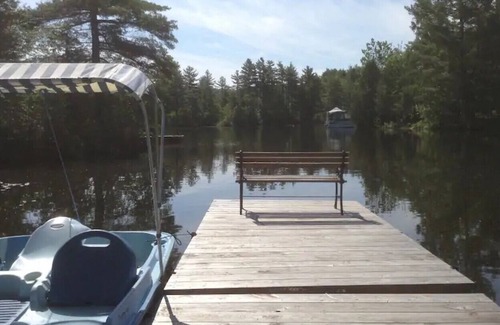 Orford Lake Cottage | Beautiful cottage - The Nymphea by the lake