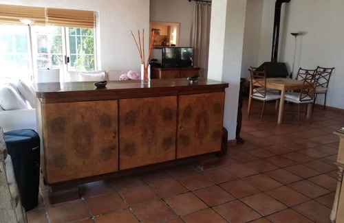 Es Garrovers Cabin | Beautiful Country House with Pool