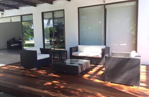 Granjas del Marques Apartment | Beautiful Depa with Jacuzzi