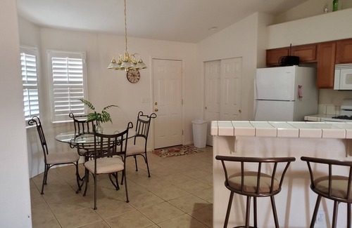 Bullhead City House | Beautiful Desert Oasis