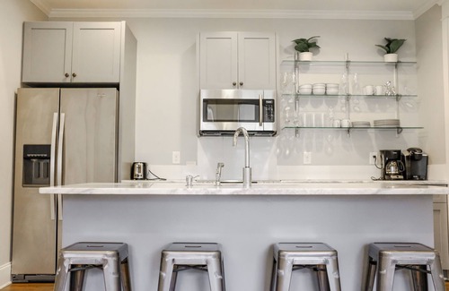 Auburn House | Beautiful Downtown Auburn Cottage In A Quaint Setting!