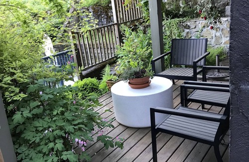 Portland Heights Apartment | Beautiful Downtown Studio Perfect to Disconnect