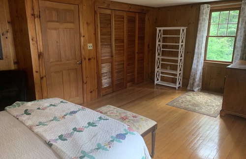 Walpole House | Beautiful Escape 3 miles from Gillette!