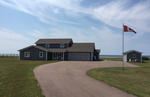 Miminegash House | Beautiful Executive Beach House, Perfect for Families or Corporate Groups