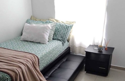 Ciudad Jardin Apartment | Beautiful Family Condo-Apartment with private parking
