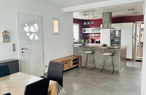 Bardos House | Beautiful Family Home near Bayonne, 3 BR, Sleeps 6, Pets Allowed