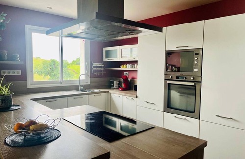 Bardos House | Beautiful Family Home near Bayonne, 3 BR, Sleeps 6, Pets Allowed
