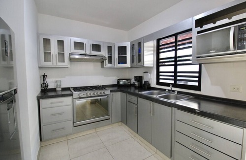 Cerritos Apartment | Beautiful family pool, close to the beach by Gpsrentas