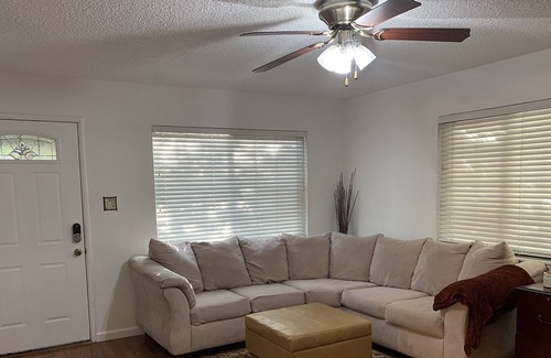 Citrus Heights House | Beautiful Family Home Centrally Located in Sacramento - New To VRBO
