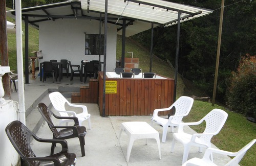 El Penol Cottage | BEAUTIFUL FARM WITH POOL AND JACUZZI