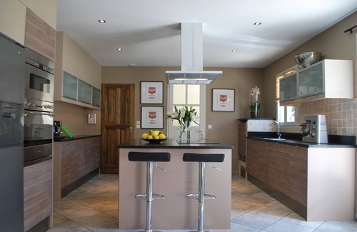 Rognes Villa | BEAUTIFUL FARMHOUSE IN PROVENCE.