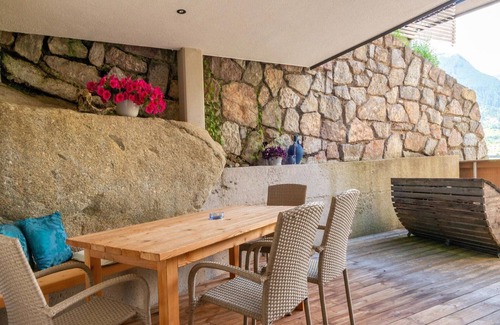 Helfenstein Apartment | Beautiful flat in Hart with fitness room
