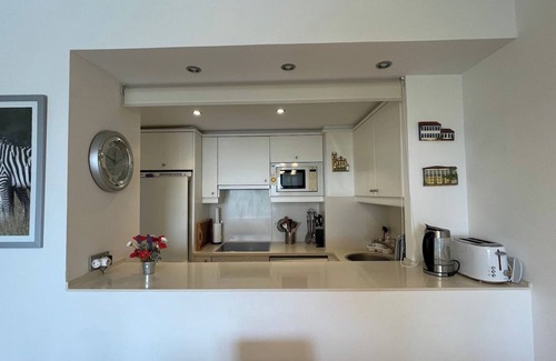 Santa Margarida Apartment | Beautiful flat in high standing complex AV-16
