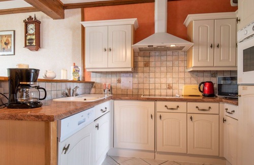 Barneville-Carteret House | Beautiful apartment in villa for 4 guests with WIFI, TV, terrace, panoramic view and parking