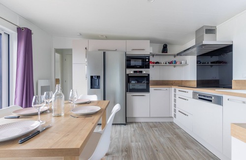 Bretignolles-sur-Mer Ski Chalet | Beautiful Chalet for 4 people - Heated pool access