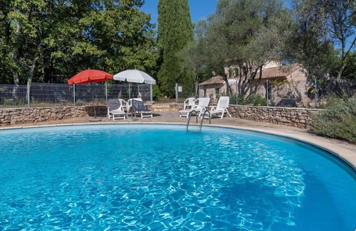 Flassans-sur-Issole House | Beautiful private villa for 8 guests with private pool, WIFI, TV, terrace and pets allowed