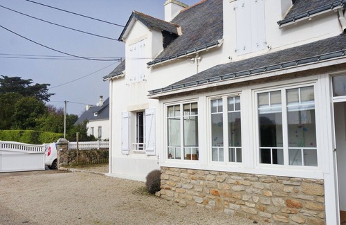 Saint-Pierre-Quiberon House | Beautiful villa for 4 people with WIFI, TV, terrace, pets allowed and parking