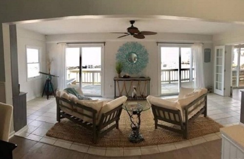 White Stone House | Beautiful getaway