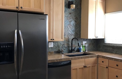Riverview West House | Beautiful guest house w/backyard, patio. Long term welcome. by Irvine,Costa Mesa