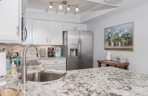Pensacola Beach Condo | Beautiful Gulf Front Condo - Views/Views/Views - RT606W