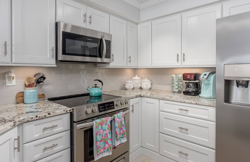 Pensacola Beach Condo | Beautiful Gulf Front Condo - Views/Views/Views - RT606W