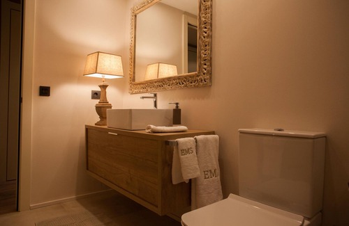 Torroella de Montgri Apartment | Beautiful High-end Apartment Overlooking Emporda Golf Course Lake (28)