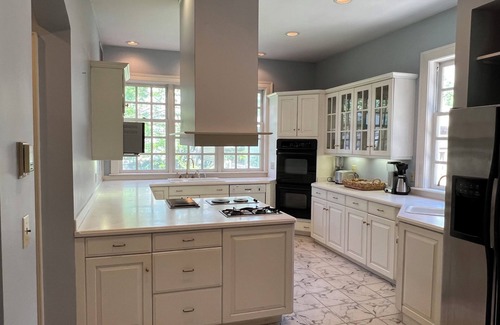 Northpoint House | Beautiful historic home in Milwaukee’s coveted landmark lakefront neighborhood.