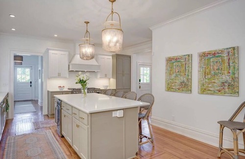 Summerville House | Beautiful Historic Summerville Home