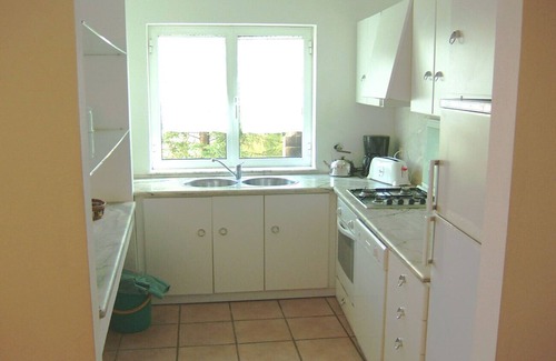 Paradela House | Beautiful holiday home with 3 bedrooms and pool, in a quiet place.