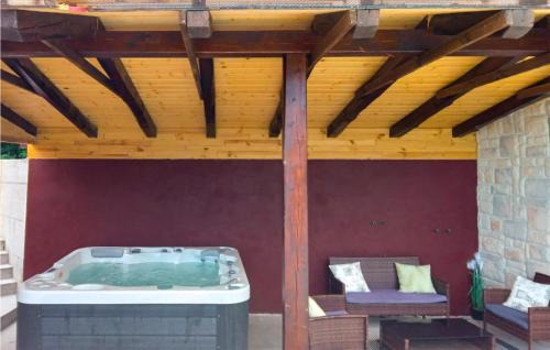 Bistra House | Beautiful Home In Poljanica Bistranska