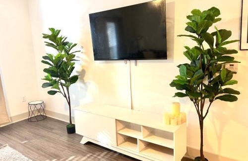 Westside Apartment | Beautiful Home At Midtown