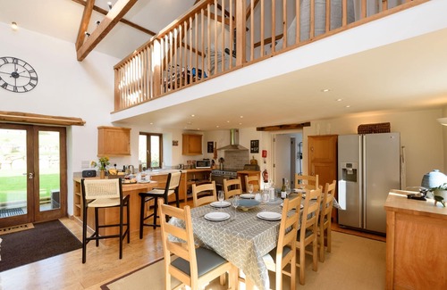 Downderry House | Beautiful home, close to the beach, with large garden and parking.