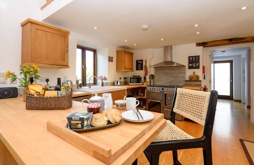 Downderry House | Beautiful home, close to the beach, with large garden and parking.
