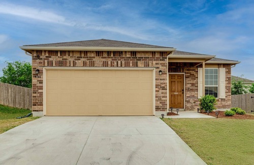 Converse House | Beautiful Home Close to Randolph Air Force Base