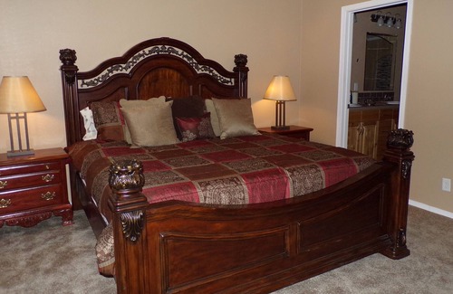 Alamosa House | Beautiful home close to downtown STR License#3007