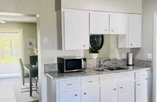 Malibu Groves House | Beautiful home close to Parks