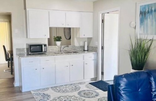 Malibu Groves House | Beautiful home close to Parks