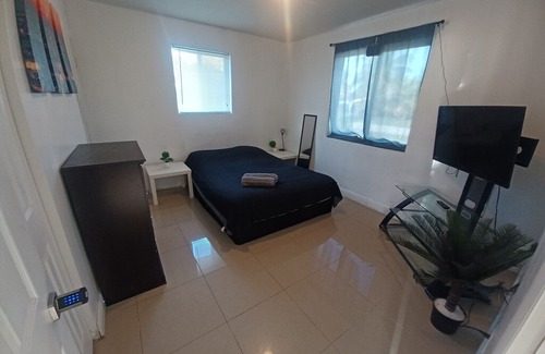 Pembroke Park House | Beautiful Home Hallandale beach 10min
