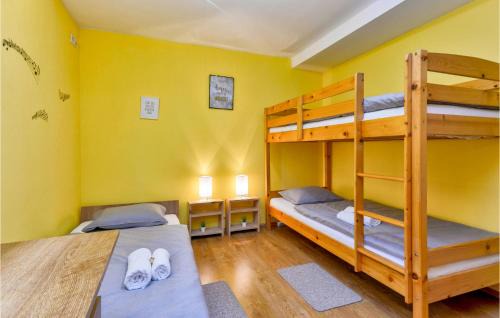 Sracinec House | Beautiful Home In Svibovec Podravski