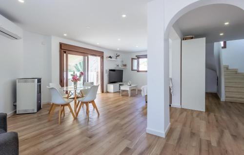 Aguilas House | Beautiful Home In Aguilas With Wifi