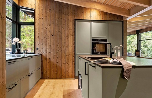 Hvidbjerg Strand House | Beautiful home in Børkop with sauna