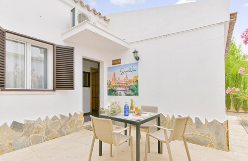 El Coronil House | Beautiful home in El Coronil with WiFi