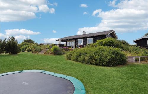 Faaborg House | Beautiful Home In Faaborg With Kitchen