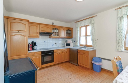 Eberau House | Beautiful home in Gaas with WiFi