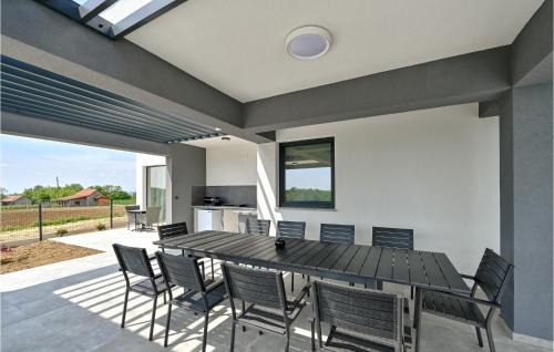 Breznicki Hum House | Beautiful Home In Gornji Kraljevec