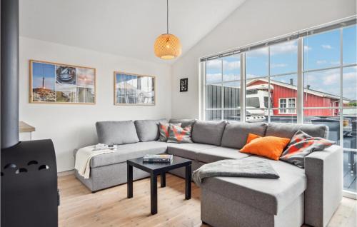 Nørre Lyngvig House | Beautiful Home In Hvide Sande With Wifi